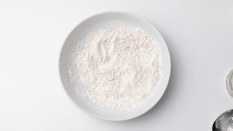 Cornstarch and sesame seed mixture 