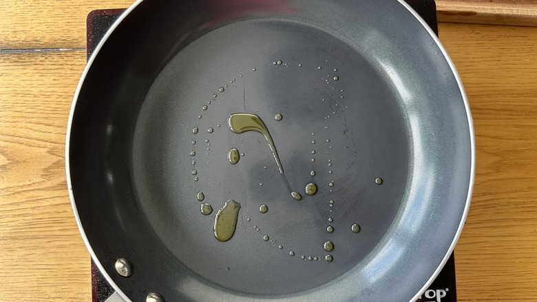 frying pan with oil