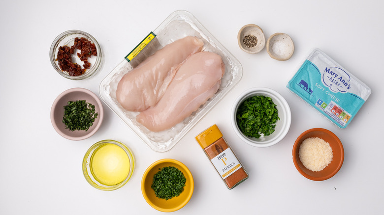 Ingredients for stuffed chicken breasts 