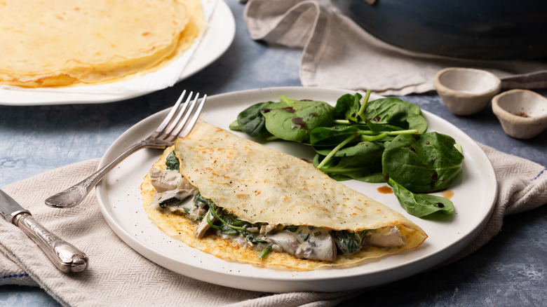 spinach mushroom turkey crepes