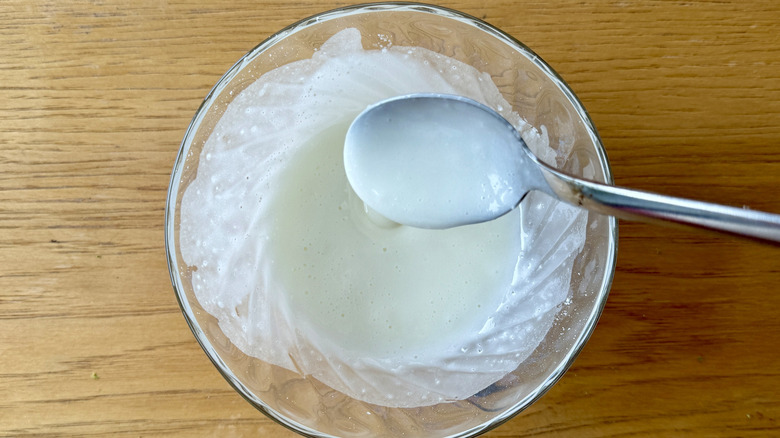 Sugar glaze in bowl