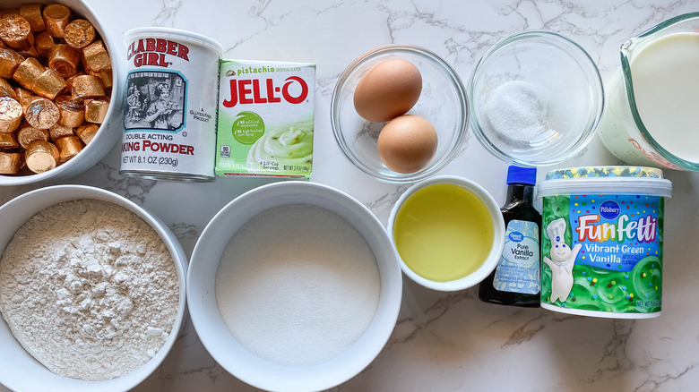 ingredients for st. paddy's cupcakes