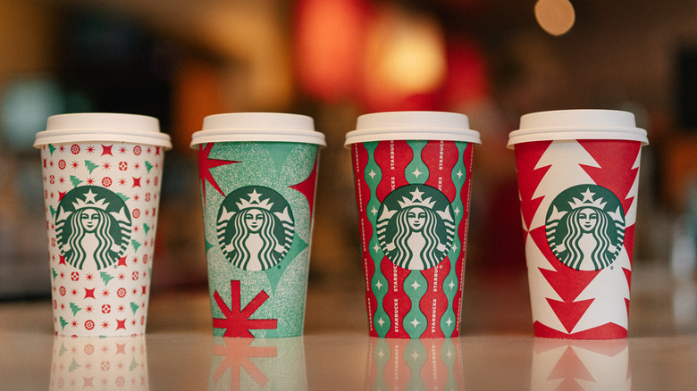 Starbucks holiday cups 2022 in a row