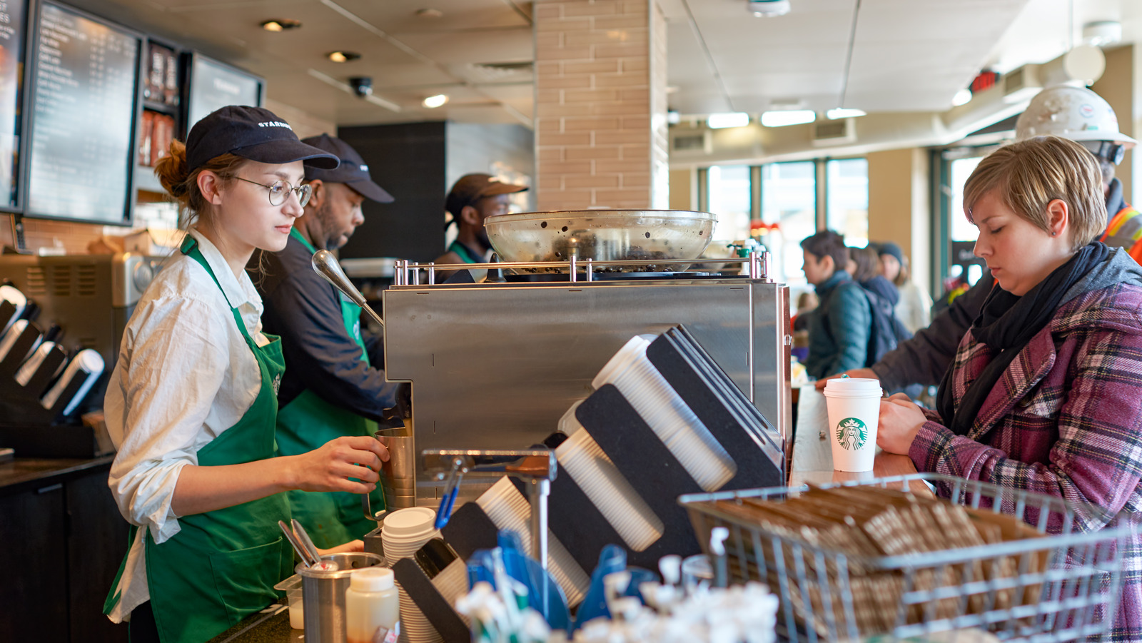 Viewers Defend Starbucks Worker Who Threw Food at Customer