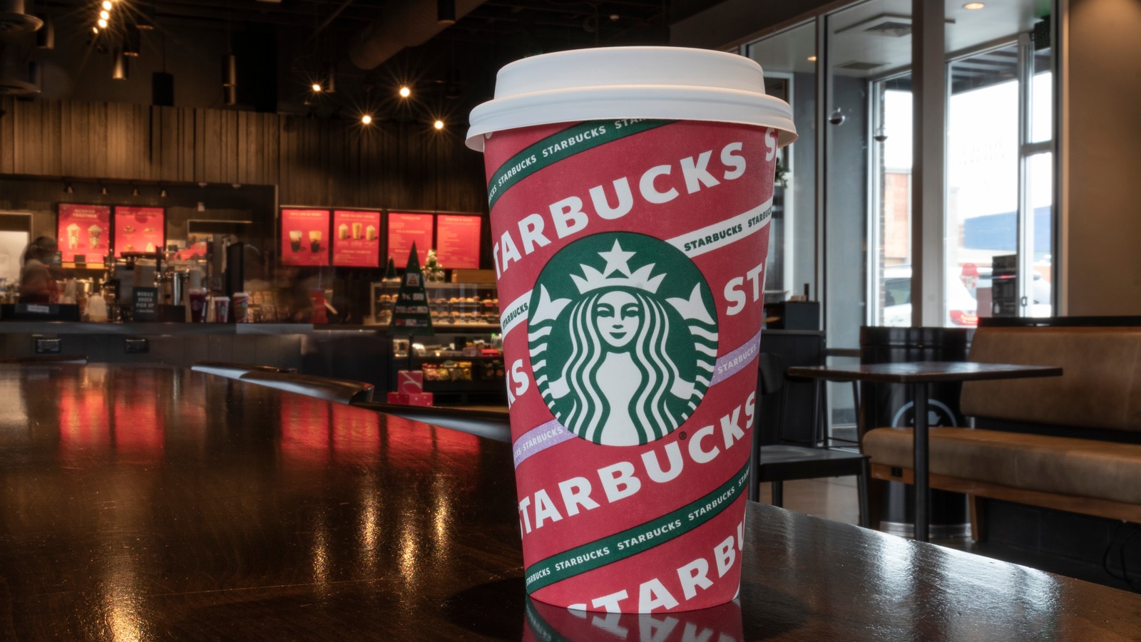 Starbucks Japan Holiday 2023 Red Mug