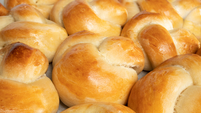 rolls with crisp, brown crust