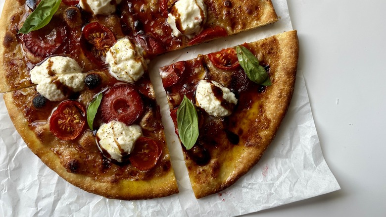 strawberry tomato pizza slice