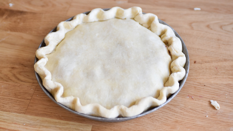 folding edges of pie dough