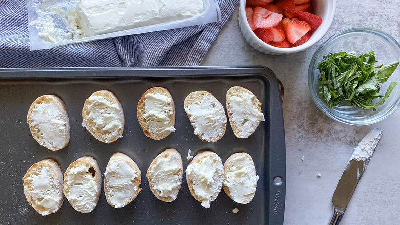 toasted baguette with goat cheese