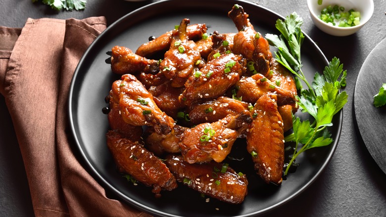 Wings with green onions and sesame seeds