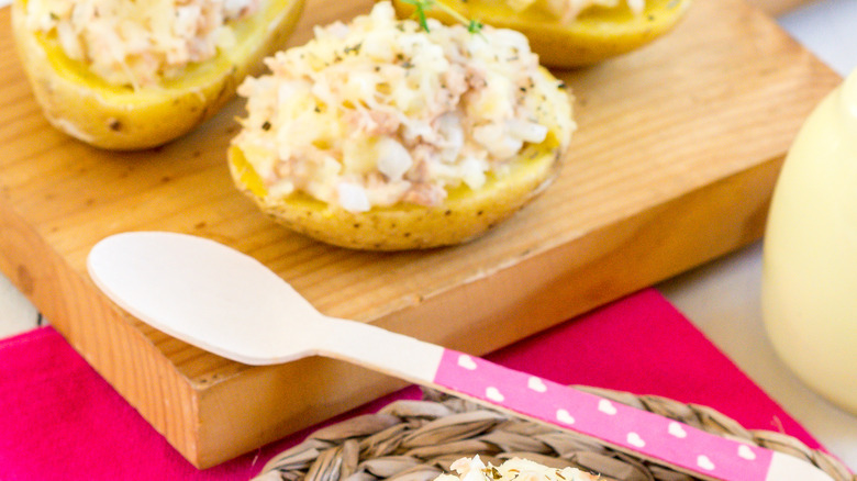 Stuffed tuna baked potato