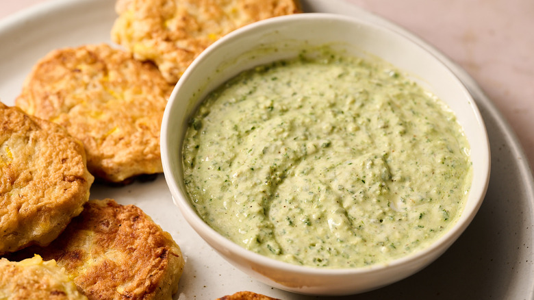 pesto dipping sauce in bowl