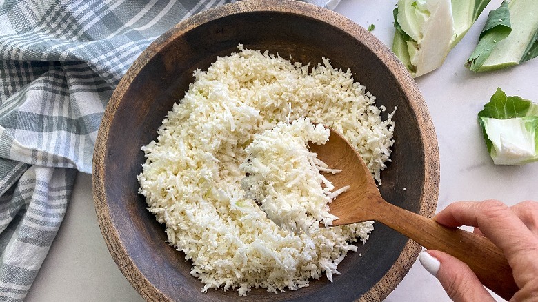 riced cauliflower in wood bowl