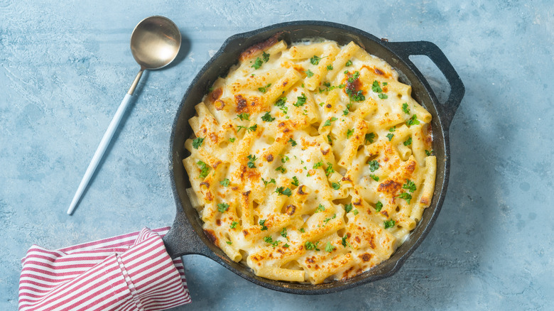 Mac and cheese in skillet