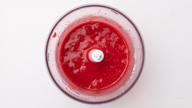 raspberry sauce in blender