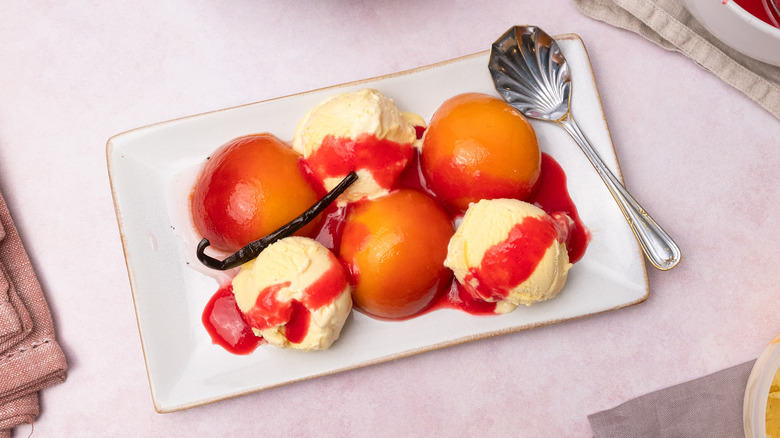 peach melba sundae