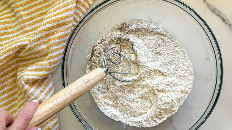 hand mixing dry ingredients