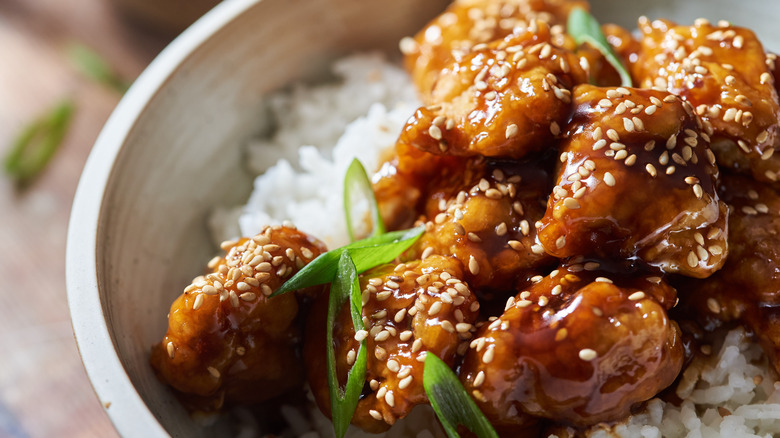 sweet and sticky sesame chicken 