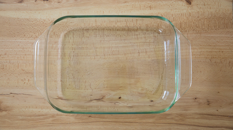 oiled glass Pyrex baking dish