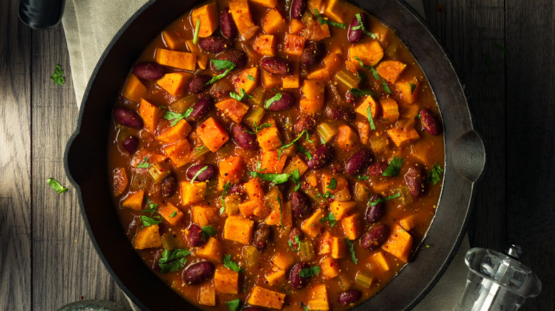 Vegan sweet potato chili