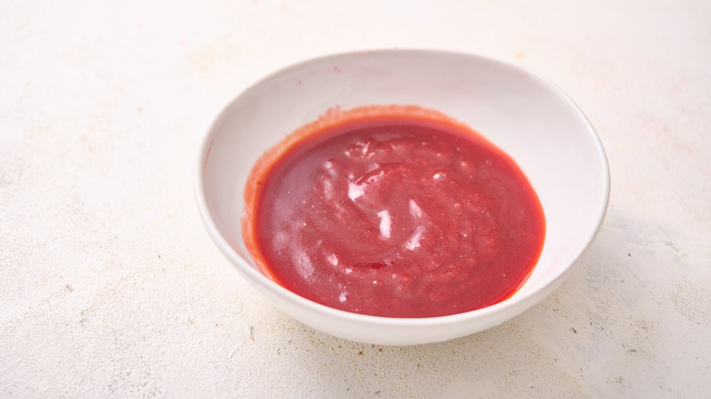 raspberry barbecue sauce in bowl