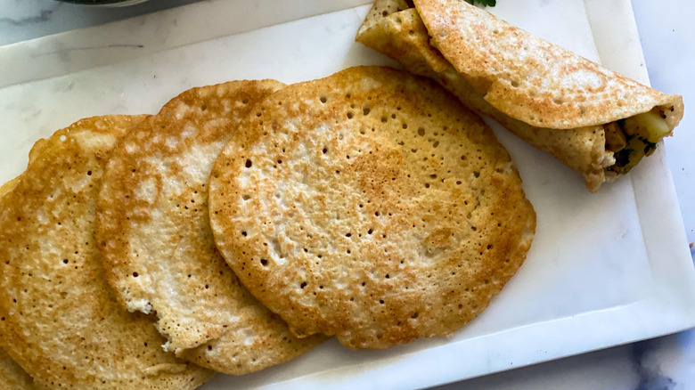 Indian-style dosa crepes 