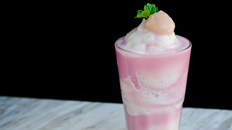 pink lychee smoothie 