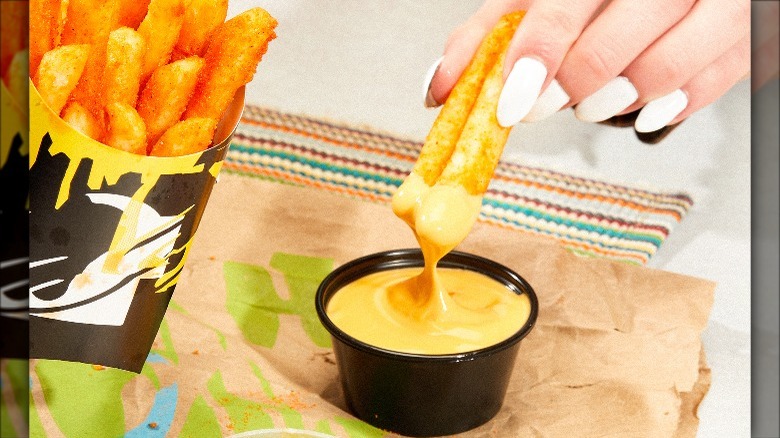 Taco Bell large Nacho Fries