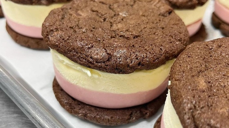 round ice cream sandwiches