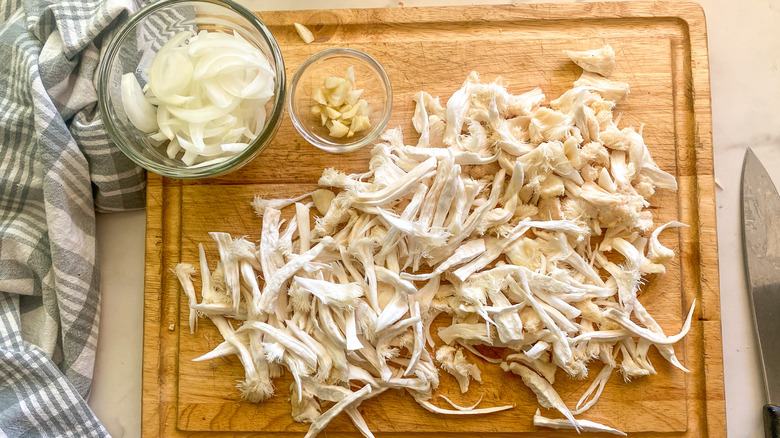 shredded mushrooms on board