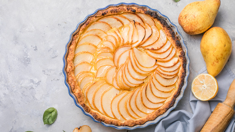 Pear tart