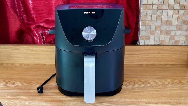 Toshiba Air Fryer on kitchen counter