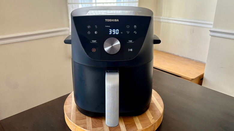 Toshiba Air Fryer with full digital display