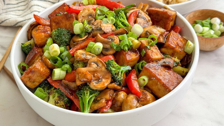 bowl of stir-fry