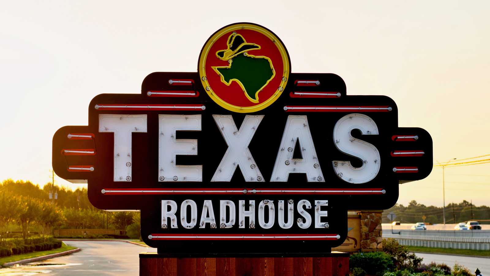 Texas Roadhouse Doesn't Want You To Eat Its New Butter-Inspired Item