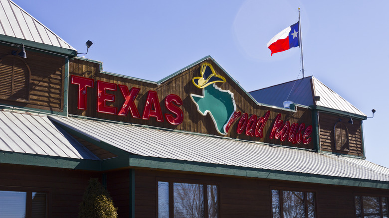 Texas Roadhouse exterior