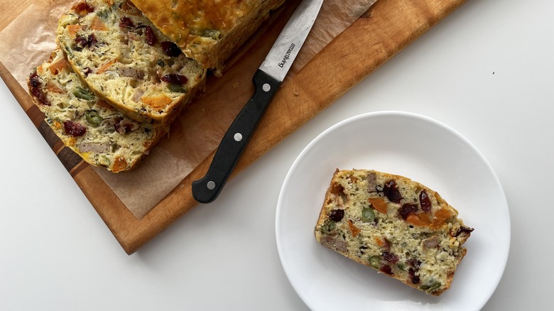 sliced quick bread with cranberries