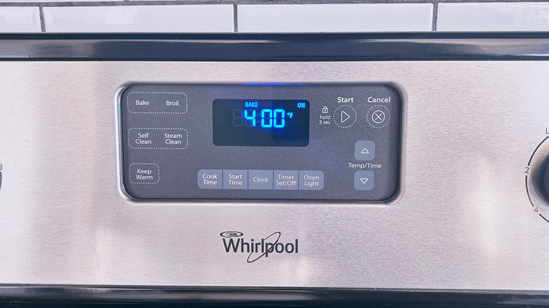 oven temperature reading 400 