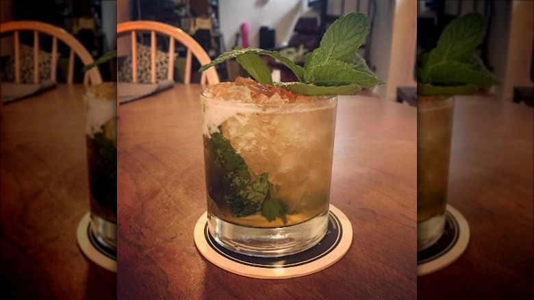 Beer julep with mint