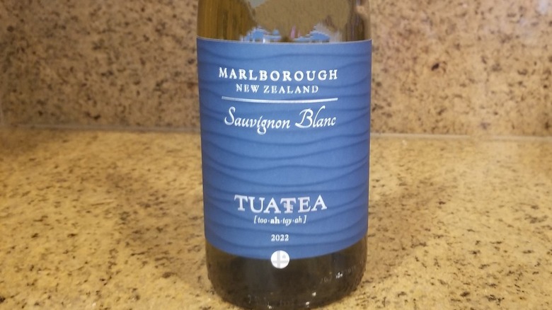 Tuatea sauvignon blanc bottle