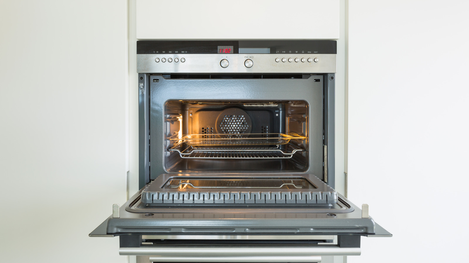 How to Multi-Rack Cook in Your Convection Oven for the Holidays