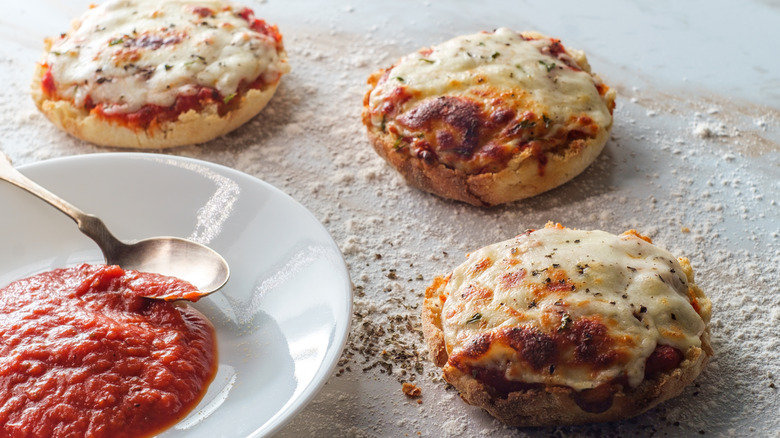 English muffin pizzas