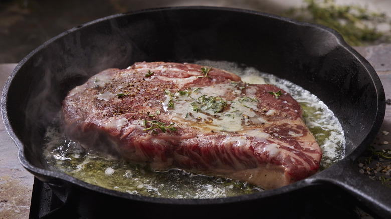 Steak searing in cast iron