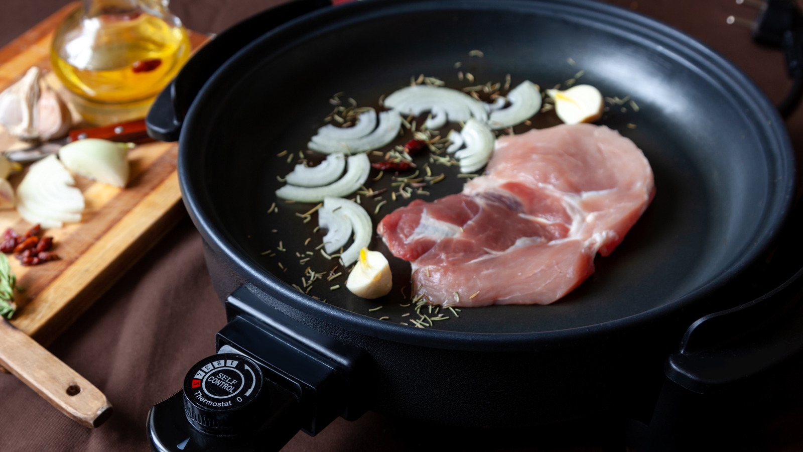 The 12 Absolute Best Uses For Your Electric Frying Pan