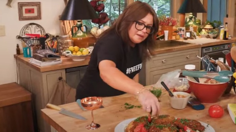 Rachael Ray cooking on Meals in Minutes