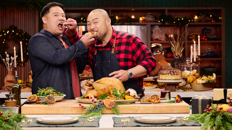 David Chang and Chris Ying feeding each other on Dinner Time Live