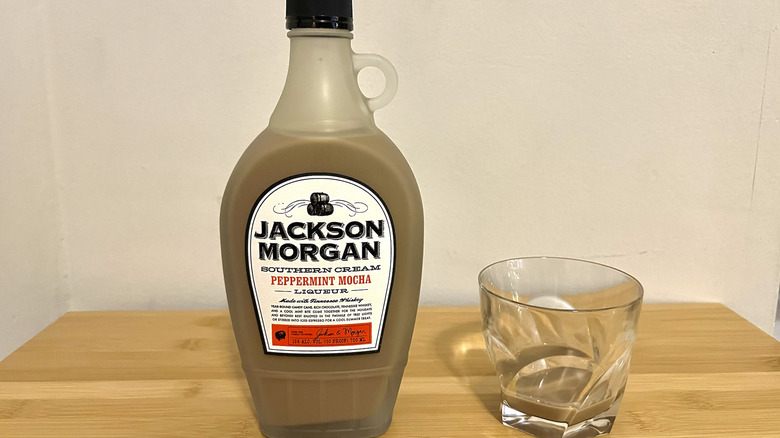 Jackson Morgan Peppermint Mocha bottle and glass