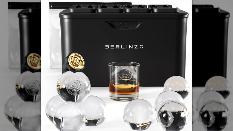 Berlinzo Premium Clear Ice Ball Maker white background