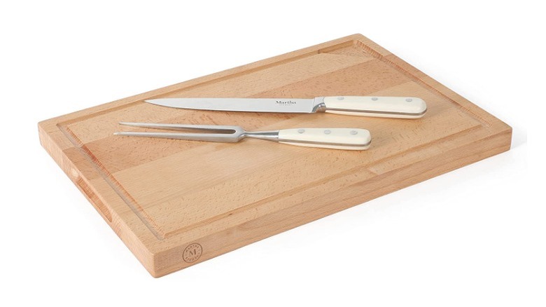 Cutting board and carving set