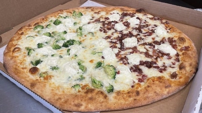 broccoli and ricotta pizza